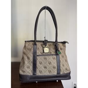Beautiful Dooney&Bourke Leather Trimmed Signature Canvas Vintage Shoulder Bag